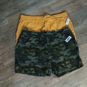 NEW! 2 pack of Old Navy Camo and Gold Shorts Set. Size XL